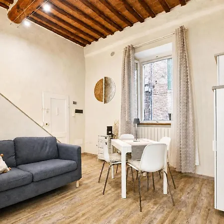 Casina Di Giada - Happy *