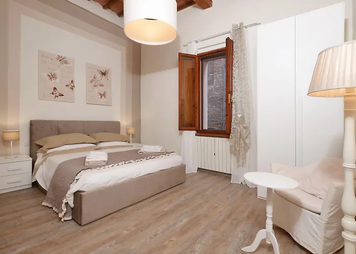 Casina Di Giada - Happy * سيينا